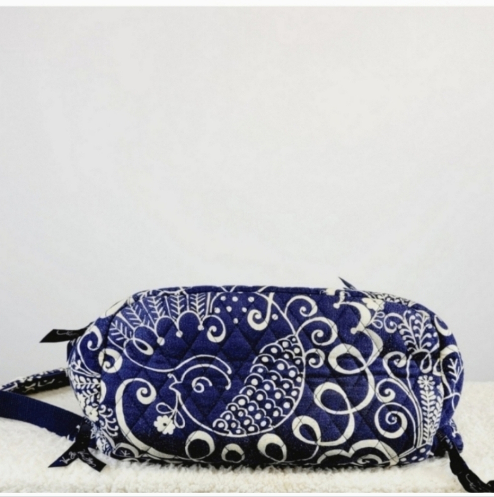 VERA BRADLEY Twirly Birds Navy Blue Laptop Backpack - Picture 4 of 12